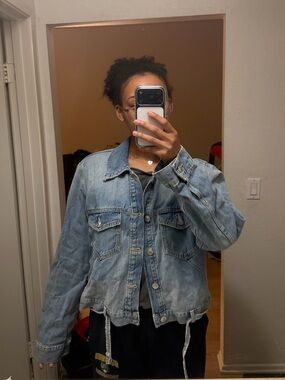 Light Wash Cropped Denim Jacket
